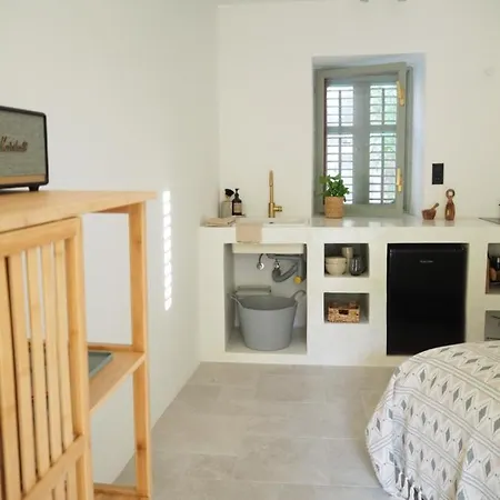 Mi Sestre - Hvar Vrisnik Apartamento *